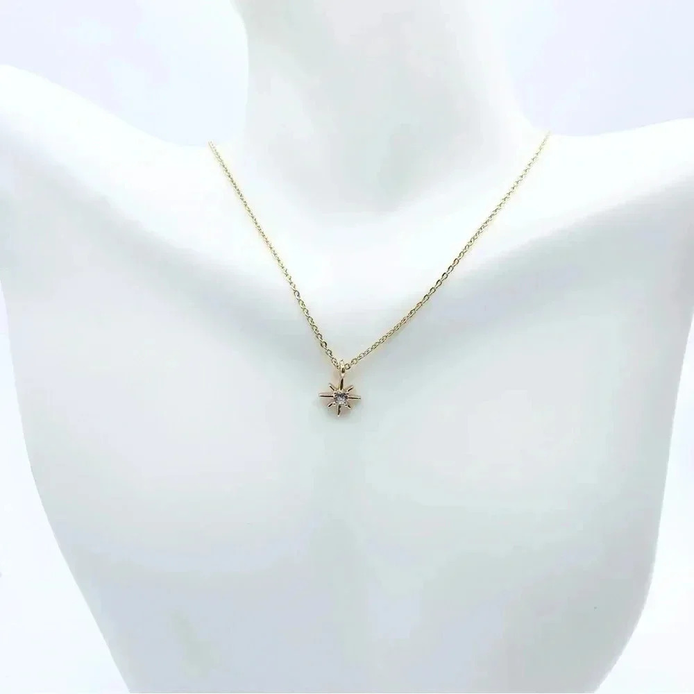 GOLD Petit Star Necklace for woman | Dainty Cross Necklace | CZ Pendant Cross… - Picture 3 of 6
